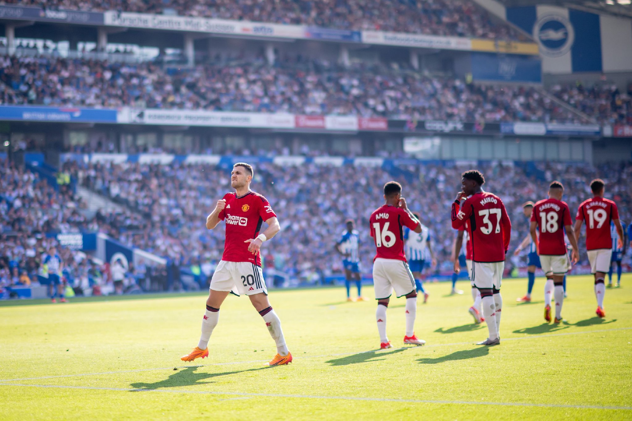 观众将在比 观众将在比